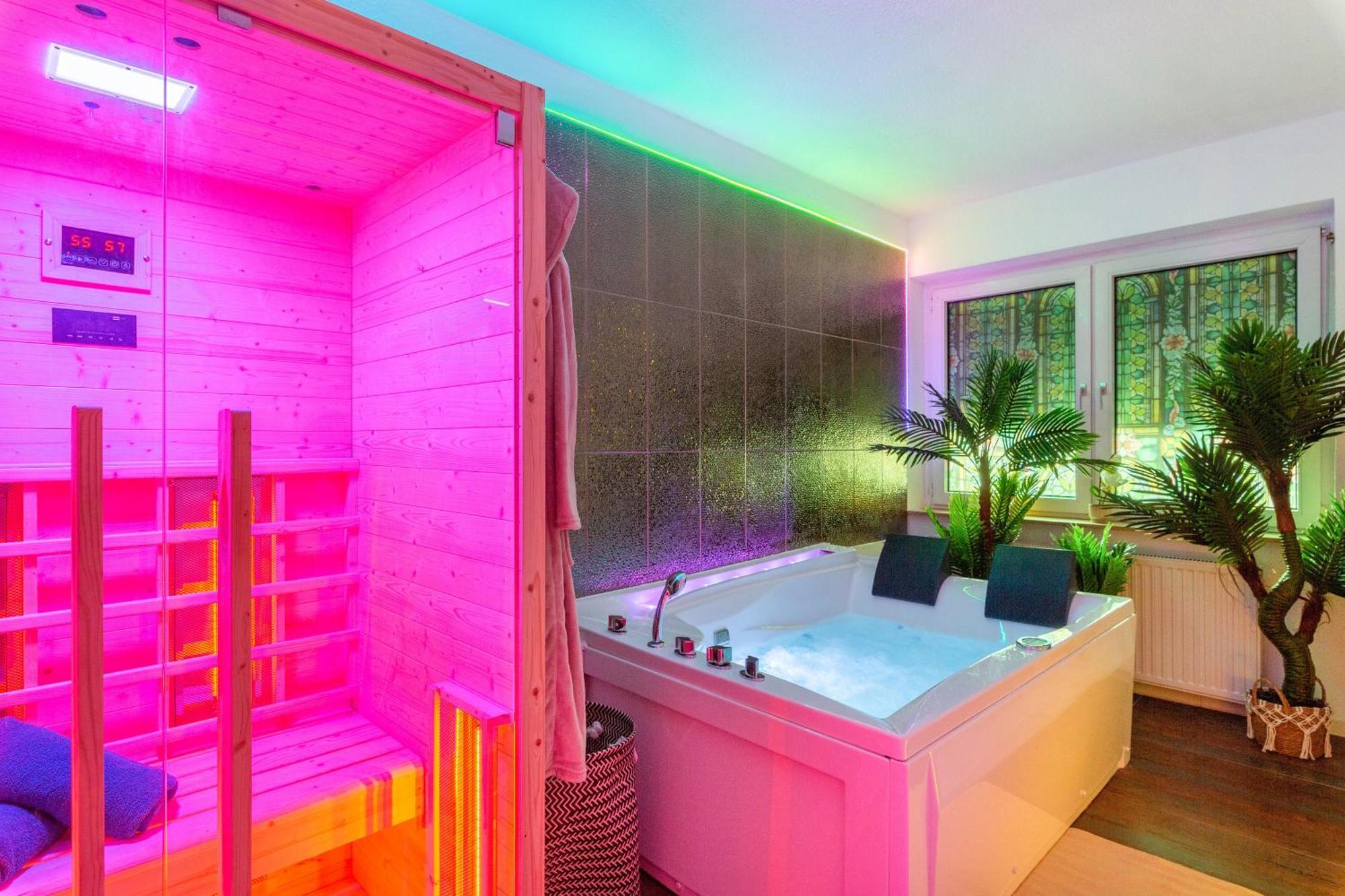 Vintage Mit Jacuzzi Und Sauna Essen